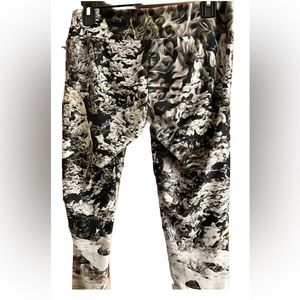 MELLIVORA Colorado made Abstract leggings- Large